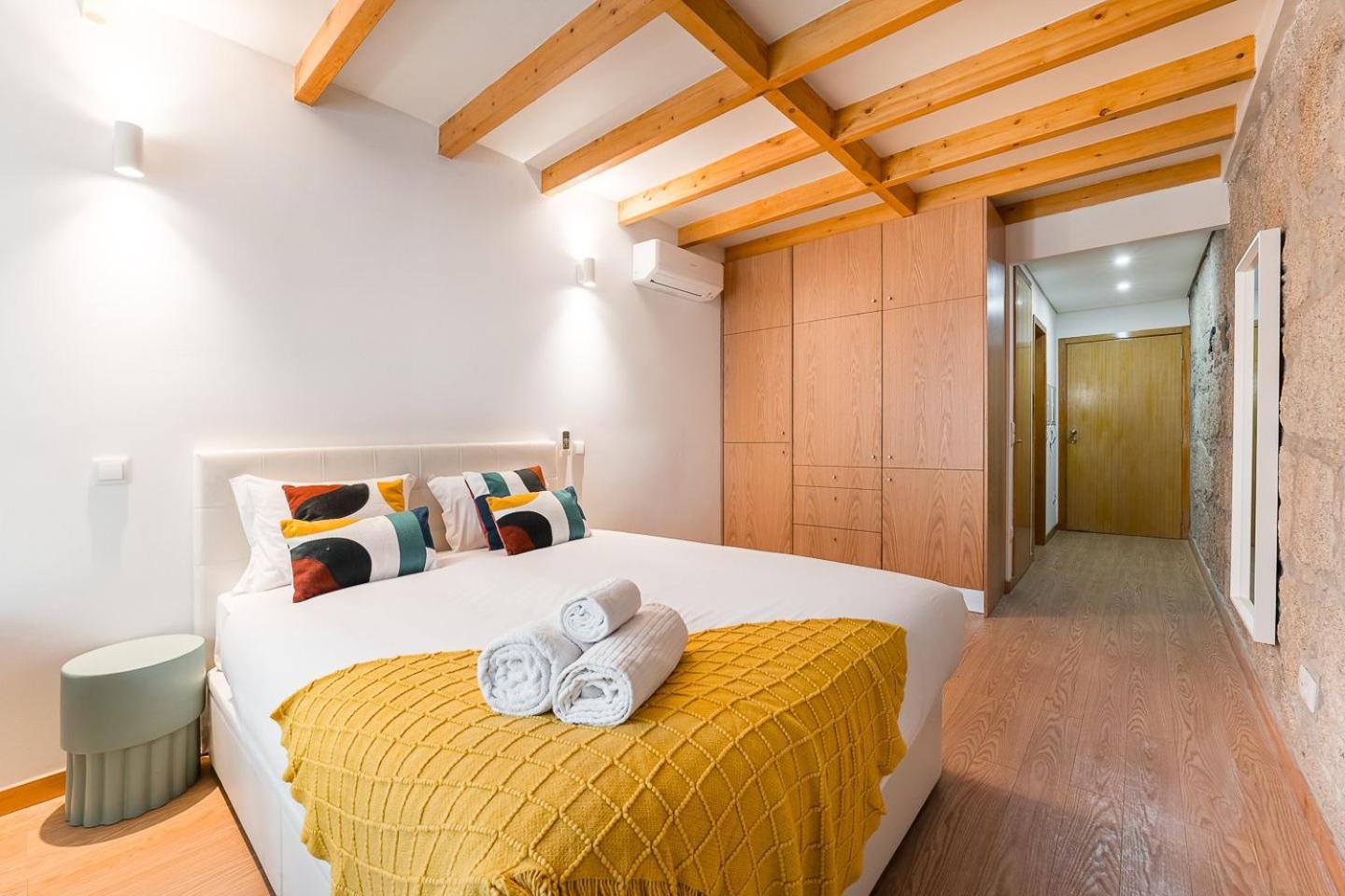 Guestready - Miragaia Stone Studios & Apartments Порту Экстерьер фото
