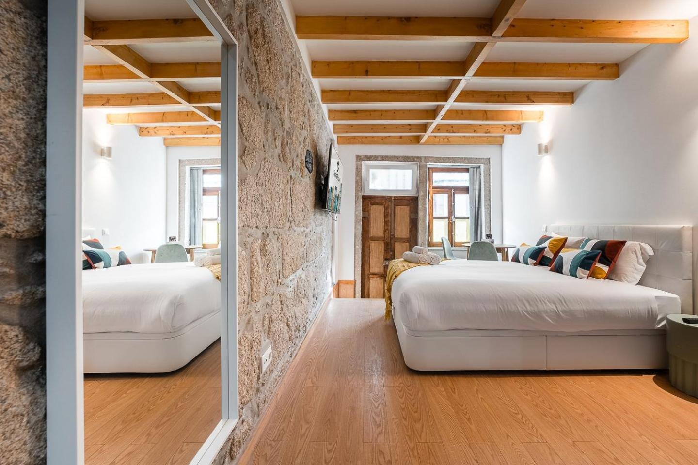 Guestready - Miragaia Stone Studios & Apartments Порту Экстерьер фото
