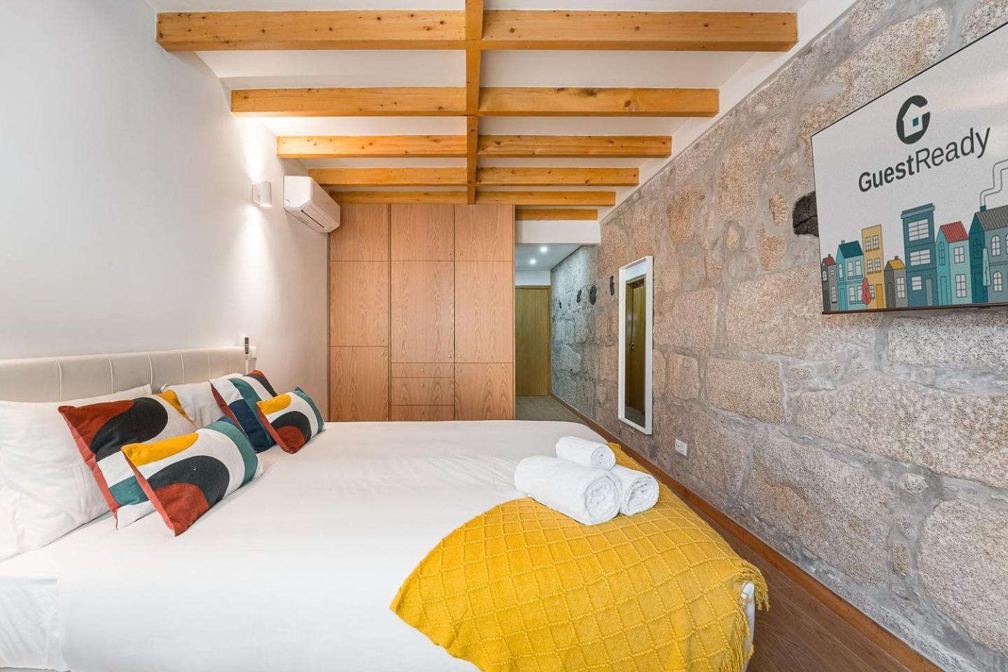 Guestready - Miragaia Stone Studios & Apartments Порту Экстерьер фото